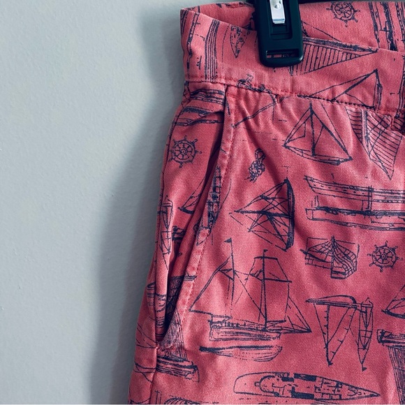 Polo Ralph Lauren Men's Pink & Blue Boat Print Classic Fit 9 Shorts Size 32 - Picture 3 of 12